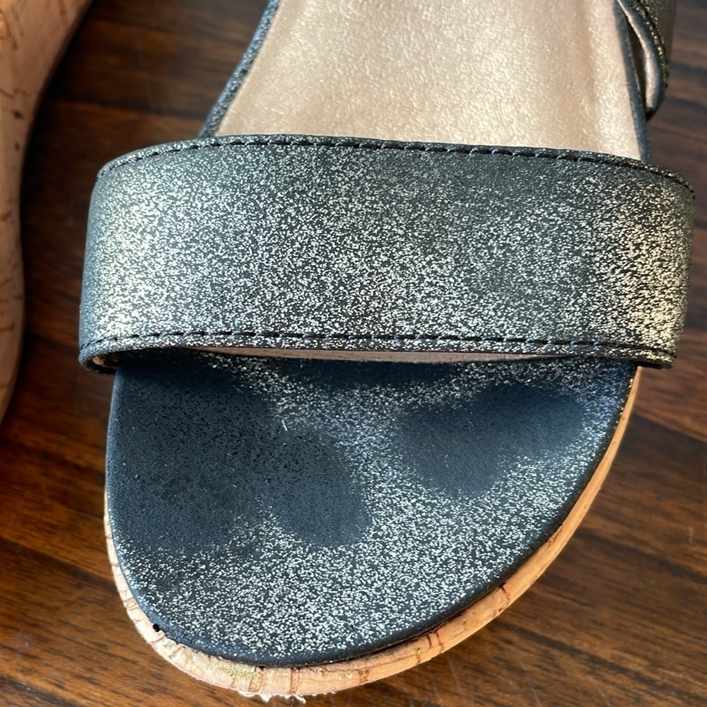 Lucca Lane, 7.5, black leather & cork bottom strappy ankle wrap platform sandal - Picture 6 of 13